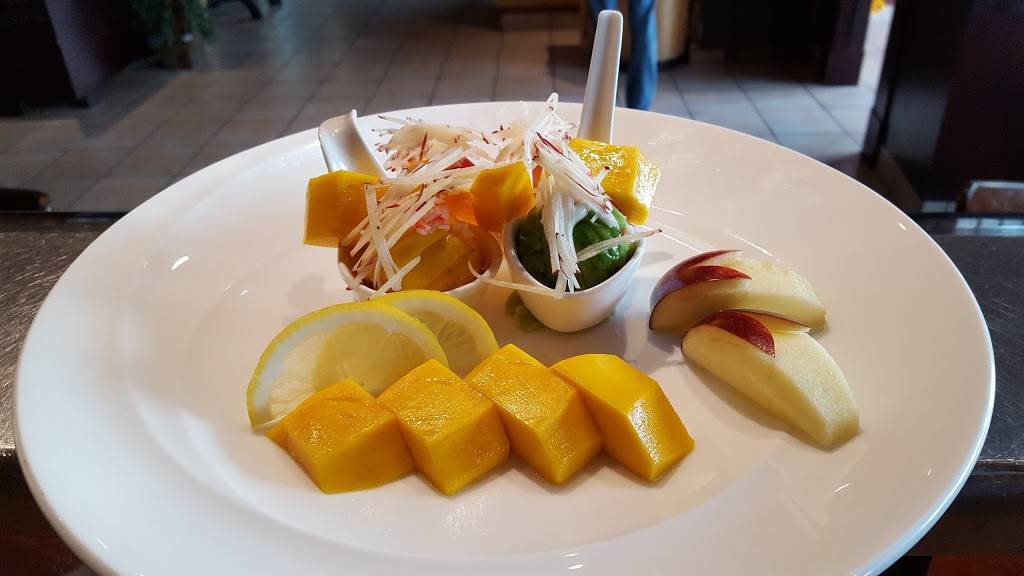 Guirei Japanese Restaurant | restaurant | 600 Queens Quay W, Toronto, ON M5V 3M3, Canada | 4169776111 OR +1 416-977-6111