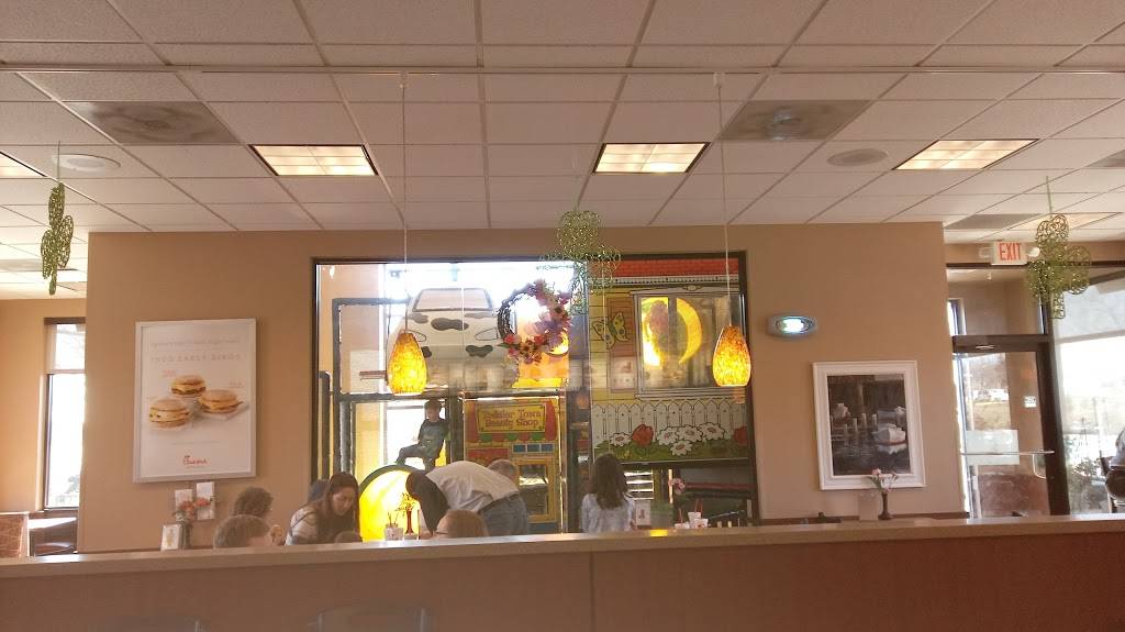 Chick-fil-A at Celebrate Virginia | restaurant | 1094 International Pkwy, Fredericksburg, VA 22406, USA | 5407520061 OR +1 540-752-0061