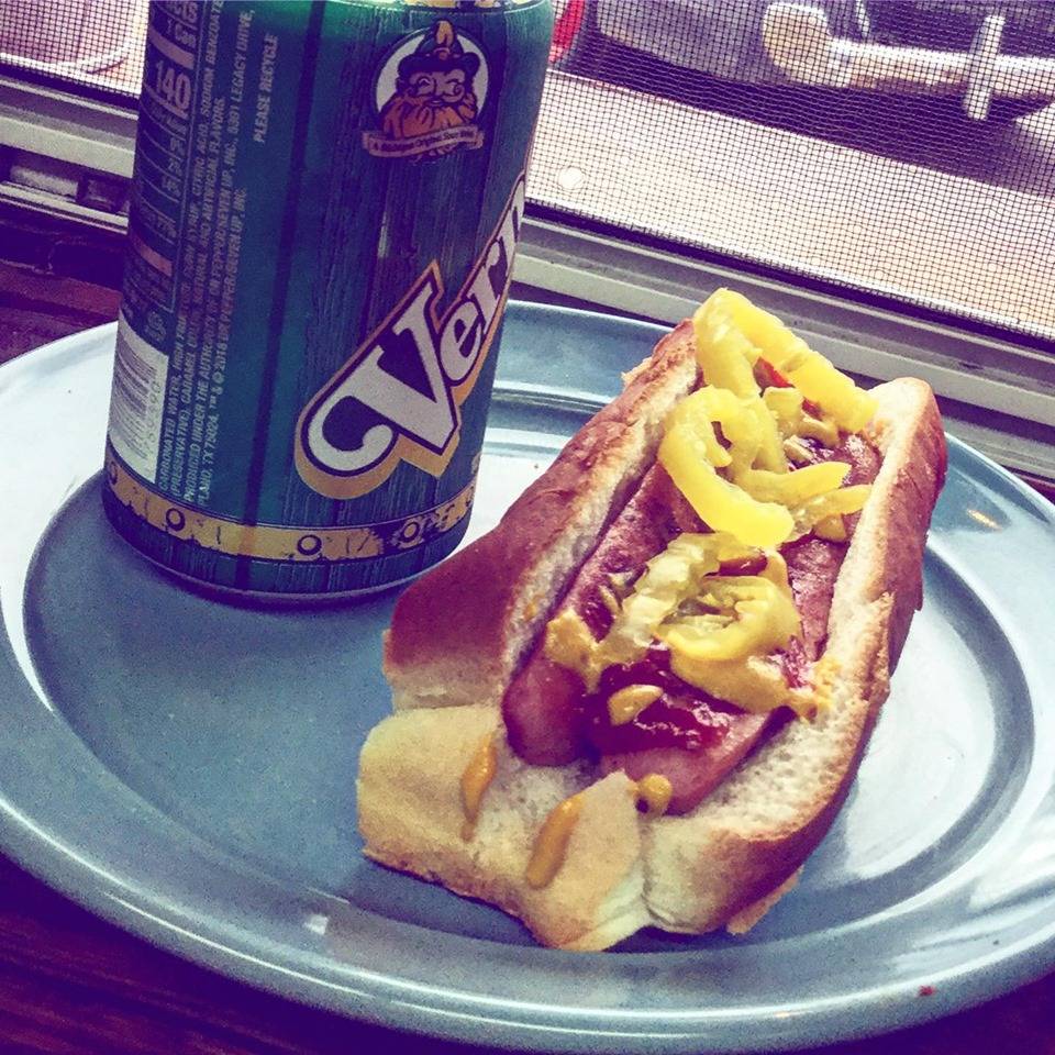 Corner Cone | restaurant | 6515 First St, Lake Ann, MI 49650, USA | 2312761236 OR +1 231-276-1236