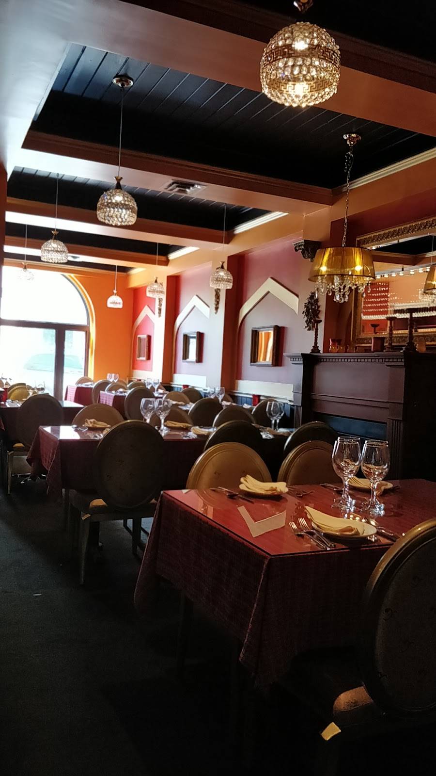 Coriander Green | restaurant | 342 Church St, Oakville, ON L6J 1P1, Canada | 9053382540 OR +1 905-338-2540