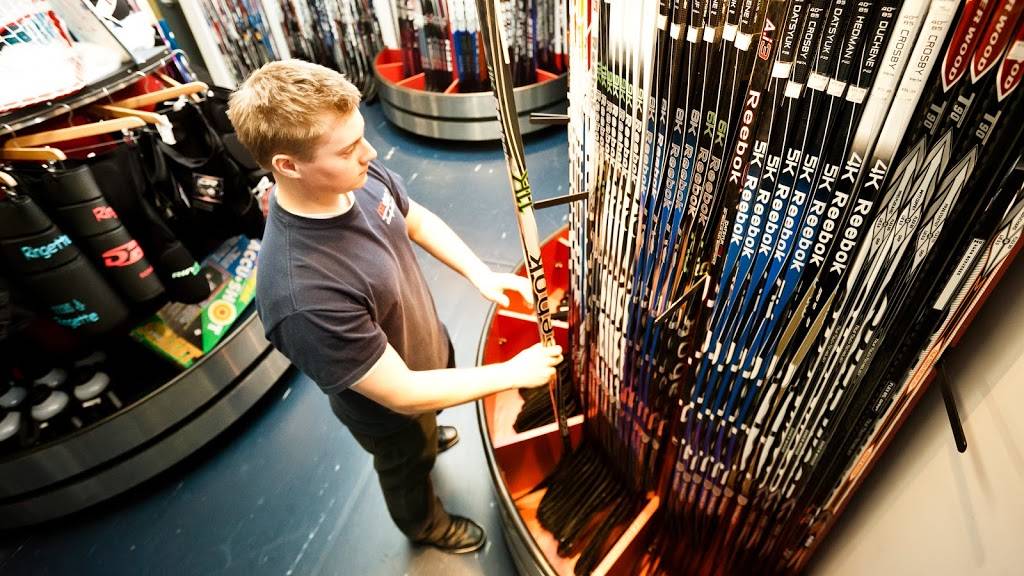 Complexe Sportif Multidisciplinaire de LAncienne-Lorette | restaurant | 1311 Rue des Loisirs E, LAncienne-Lorette, QC G2E 0A5, Canada | 4188773000 OR +1 418-877-3000