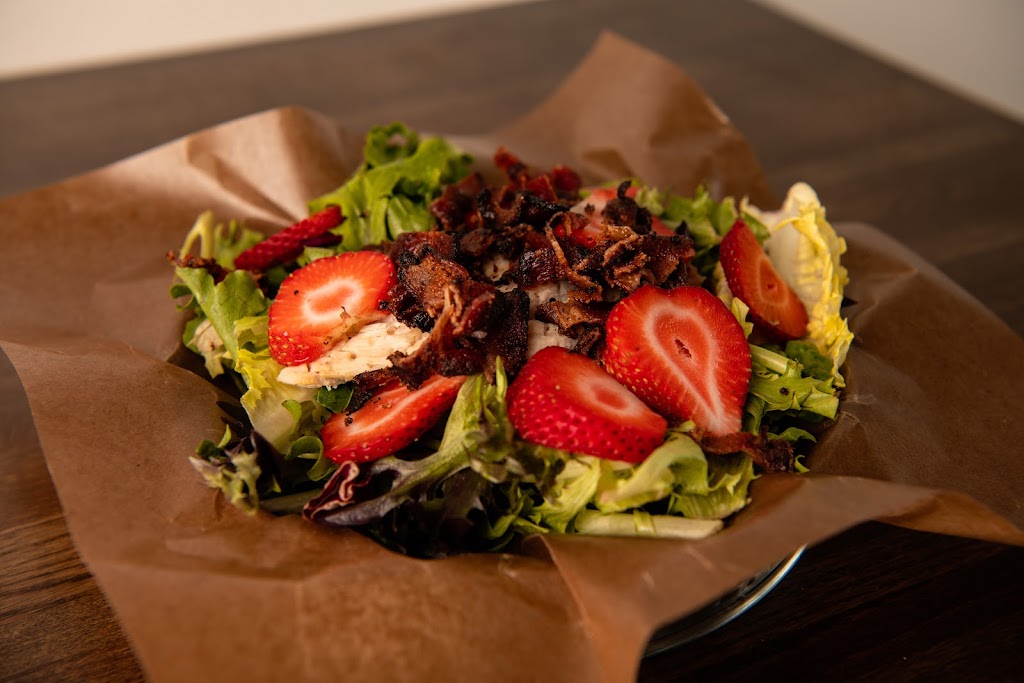 The Spot Market & Cafe | restaurant | 102 N Main St, New Home, TX 79383, USA | 8069247768 OR +1 806-924-7768