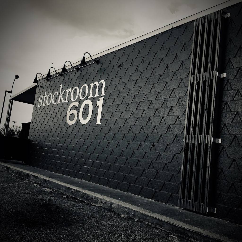 stockroom 601 | restaurant | 601 East Main St, Jackson, OH 45640, USA | 7402861990 OR +1 740-286-1990