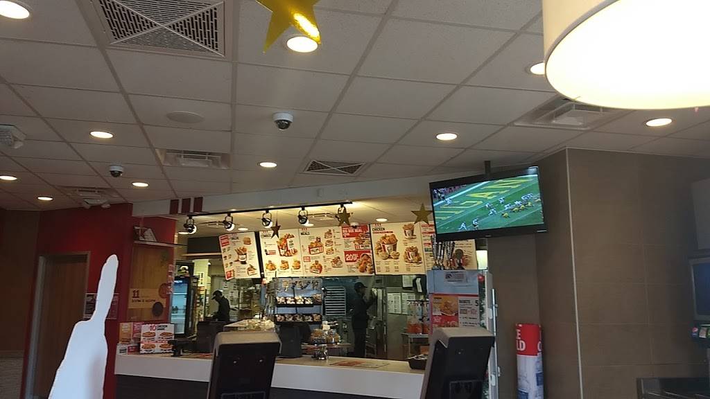 KFC | restaurant | 13485 Farmington Rd, Livonia, MI 48150, USA | 7344222140 OR +1 734-422-2140