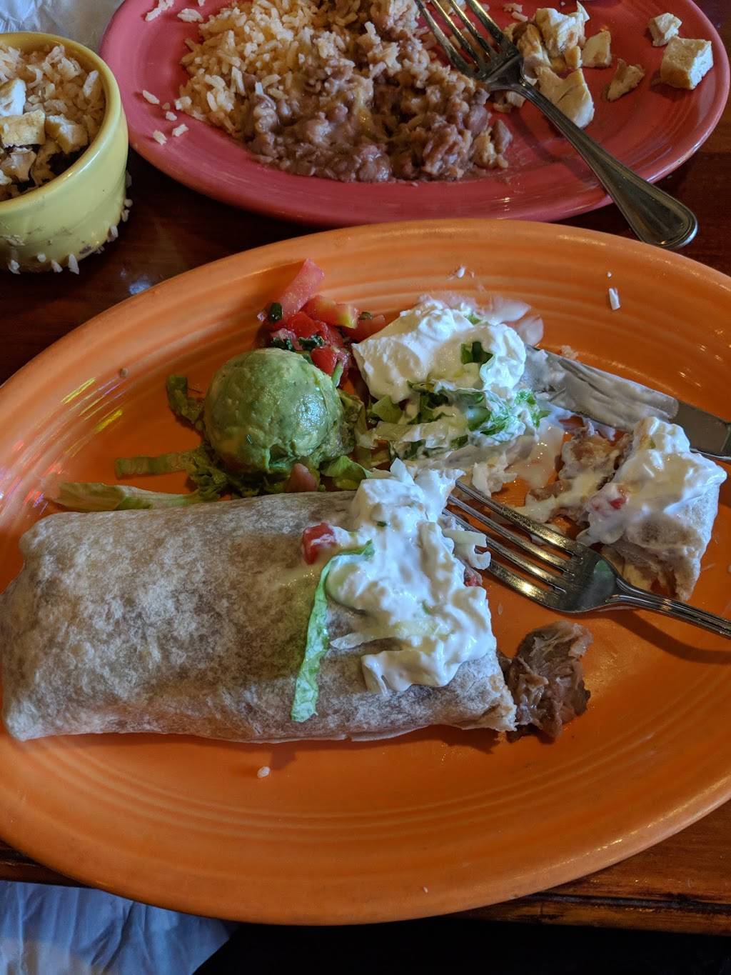 Don Gustavos Mexican Grill | restaurant | 26012 Marguerite Pkwy, Mission Viejo, CA 92692, USA | 9493482386 OR +1 949-348-2386