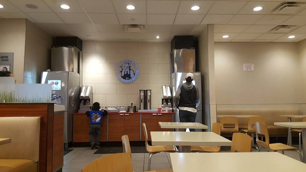 Wendys | restaurant | 501 Adams Ave, Philadelphia, PA 19120, USA | 2157222900 OR +1 215-722-2900