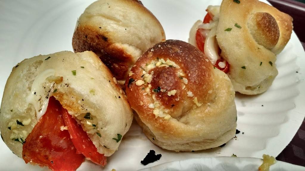 Gloria Pizza | restaurant | 108-22 Queens Blvd, Forest Hills, NY 11375, USA | 7182631100 OR +1 718-263-1100