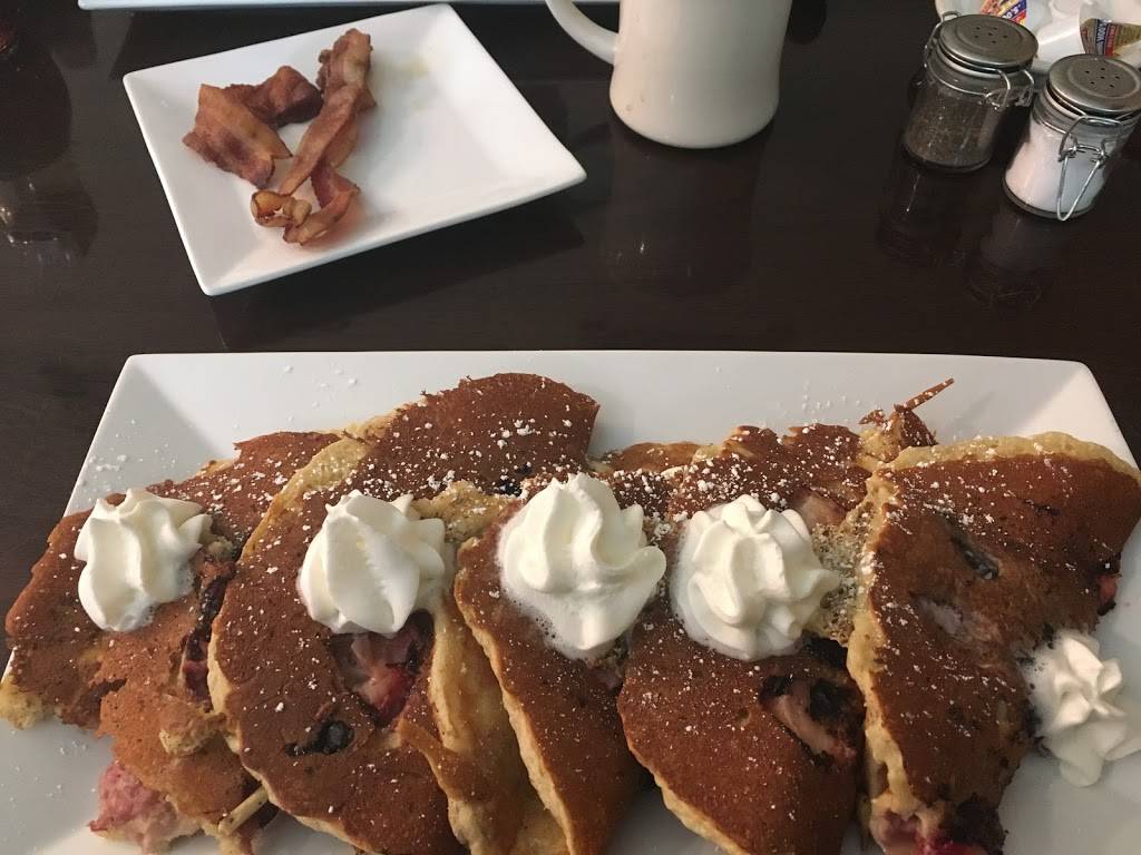 Flapjack Johnnys | restaurant | 165 N Yonge St, Ormond Beach, FL 32174, USA | 3862813070 OR +1 386-281-3070