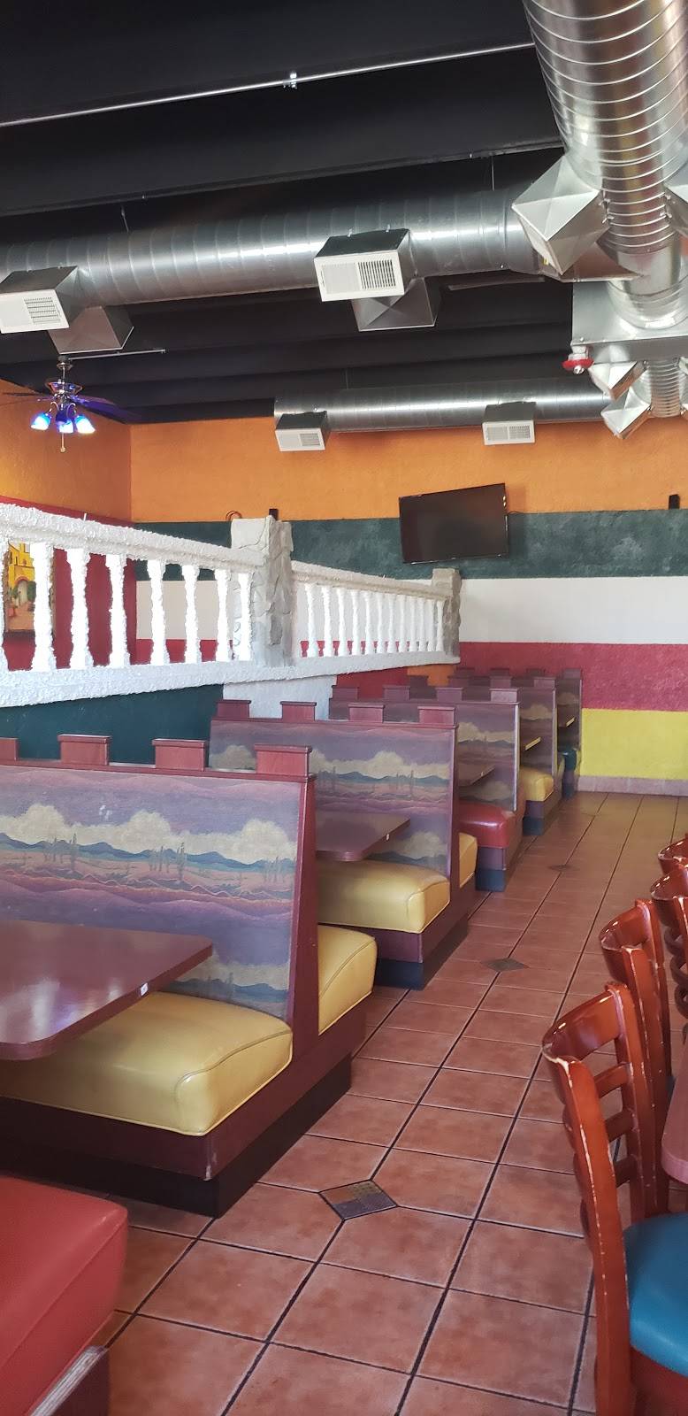 El Patron Mexican Restaurant & Cantina | restaurant | 6350 Douglas Ave, Urbandale, IA 50322, USA | 5152529987 OR +1 515-252-9987