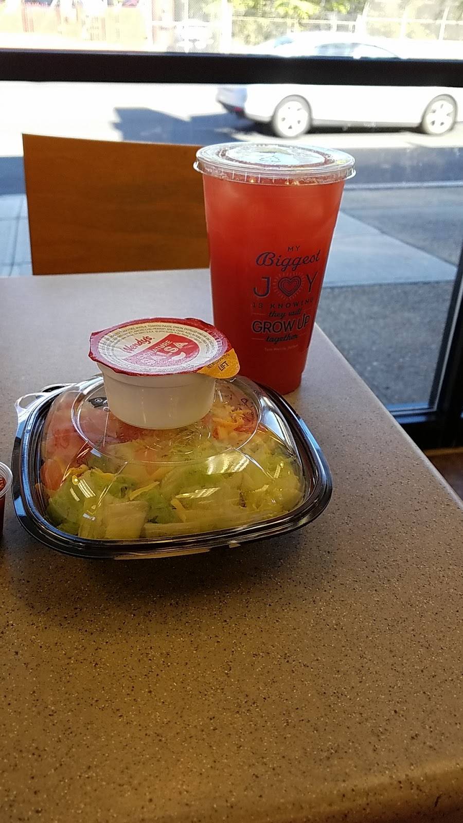 Wendys | restaurant | 462 Chancellor Ave, Newark, NJ 07112, USA | 9737059456 OR +1 973-705-9456