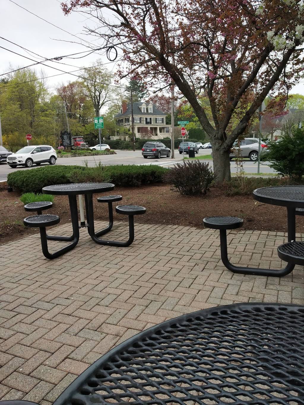 Dunkin | bakery | 10 Woburn St, Lexington, MA 02420, USA | 7816528558 OR +1 781-652-8558