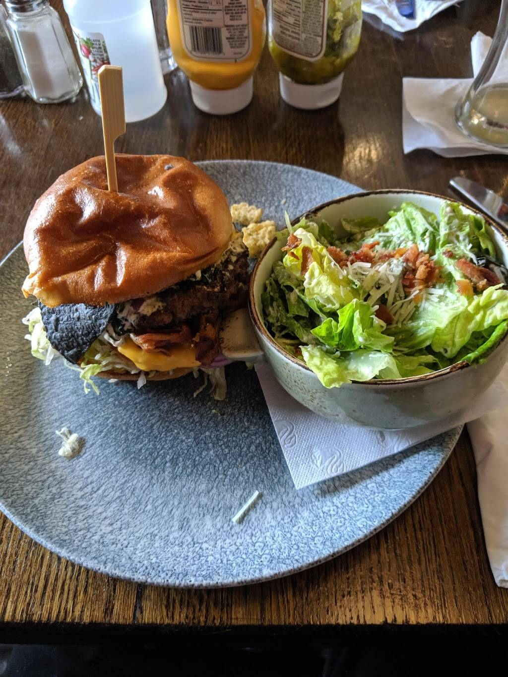 Kelseys Original Roadhouse | restaurant | 771 Golf Links Rd, Ancaster, ON L9G 3K9, Canada | 9053045100 OR +1 905-304-5100