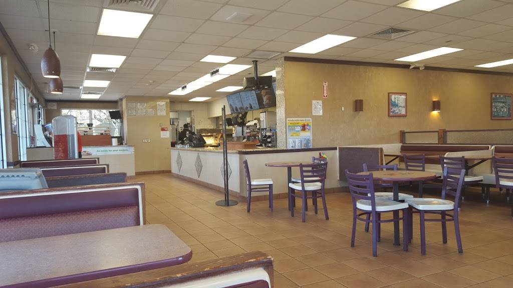 McDonalds | cafe | 517 NY-111, Smithtown, NY 11787, USA | 6317241168 OR +1 631-724-1168