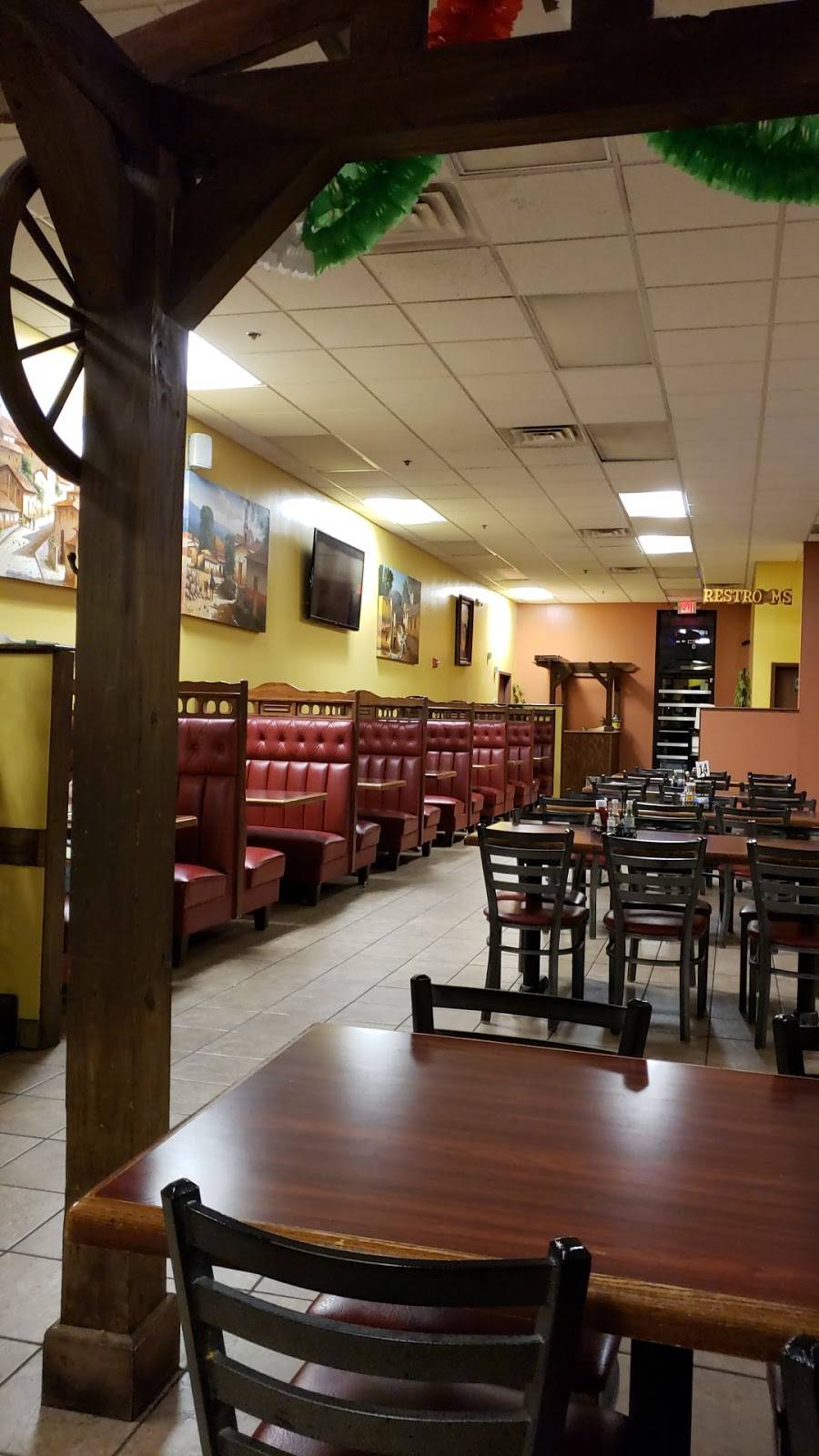 La Carreta | restaurant | 5790 MacCorkle Ave SE, Charleston, WV 25304, USA | 3049254590 OR +1 304-925-4590