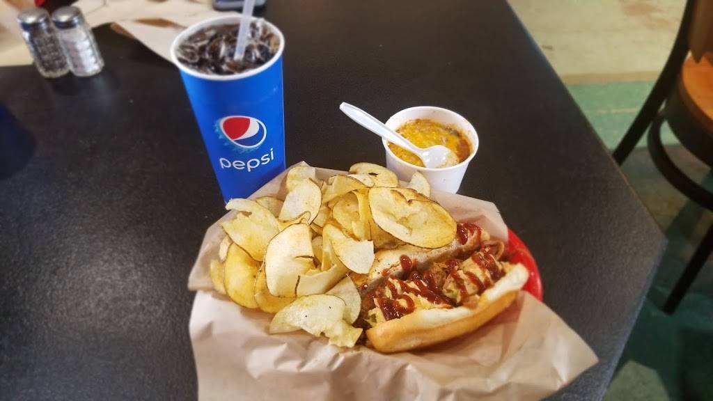 Harleys A Hot Dog Revolution | restaurant | 1500 W Littleton Blvd, Littleton, CO 80120, USA | 7202369617 OR +1 720-236-9617