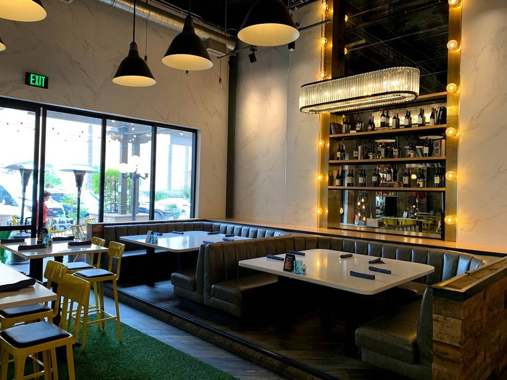 Hand Cut Chophouse | night club | 7135 E Camelback Rd #154, Scottsdale, AZ 85251, USA | 4804942008 OR +1 480-494-2008