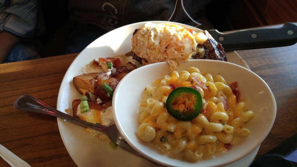Applebees Grill + Bar | restaurant | 9883 East, US-36, Avon, IN 46123, USA | 3172091692 OR +1 317-209-1692