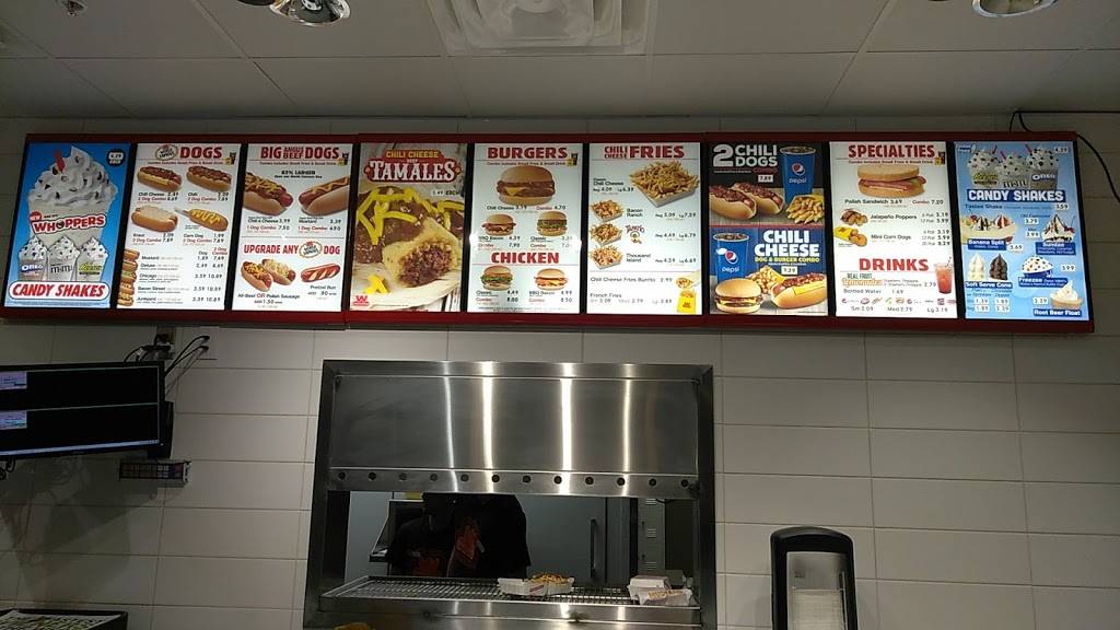 Wienerschnitzel | restaurant | 2675 Countryside Dr, Turlock, CA 95380, USA | 2096694749 OR +1 209-669-4749