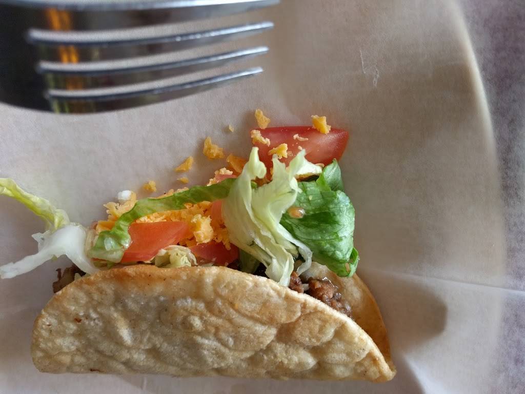 Chekos Mexican Restaurant & Bar | restaurant | 1304 W Koenig Ln, Austin, TX 78756, USA | 5124078480 OR +1 512-407-8480