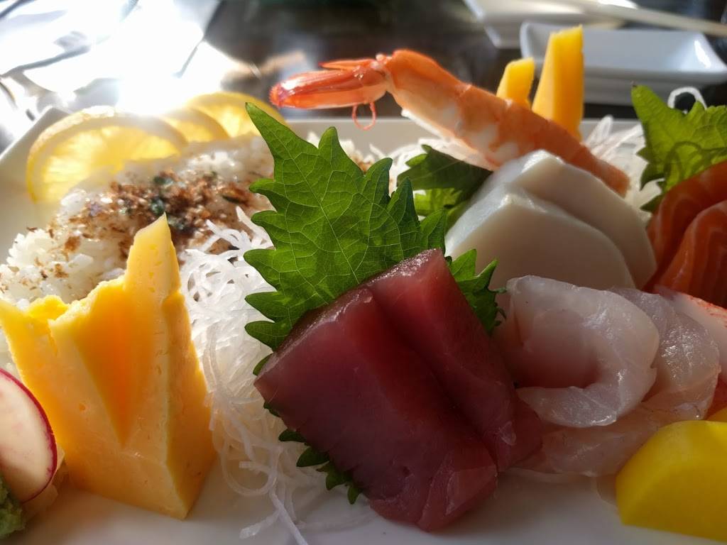 Fuji East Japanese Bistro | restaurant | 455 Main St, New York, NY 10044, USA | 2125831688 OR +1 212-583-1688