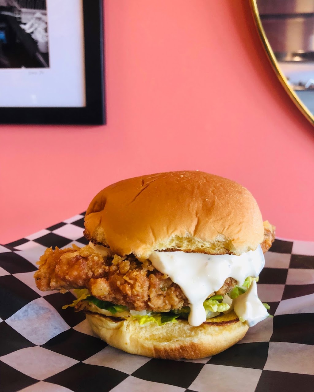 Lacheles Fine Foods | restaurant | 2716 Ingersoll Ave, Des Moines, IA 50312, USA | 5153306876 OR +1 515-330-6876