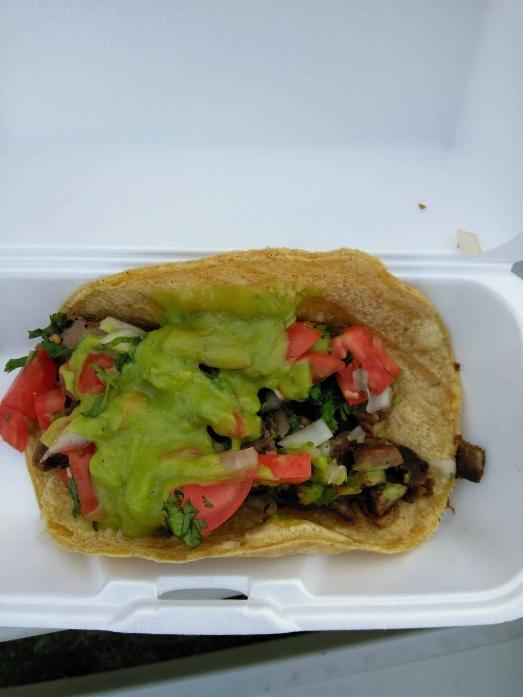 Albertos Mexican Food | restaurant | 2546, 2546, 850 N Mountain Ave, Ontario, CA 91762, USA | 9099830564 OR +1 909-983-0564