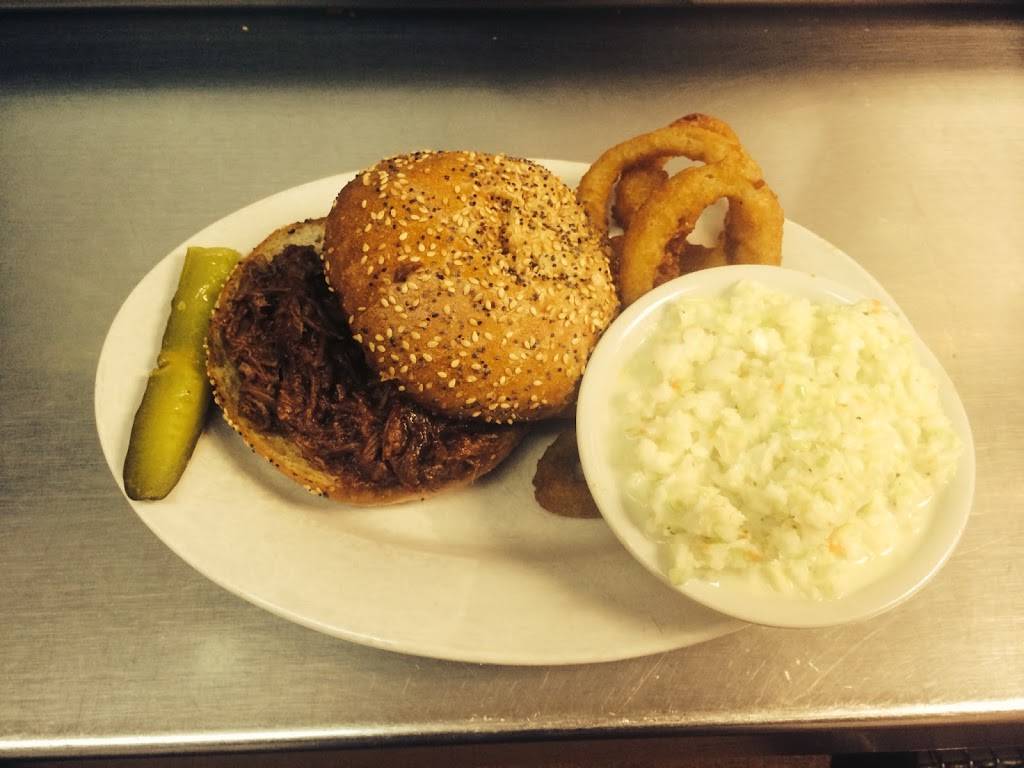 Mrs. Rowes Family Restaurant & Catering | restaurant | 74 Rowe Rd, Staunton, VA 24401, USA | 5408861833 OR +1 540-886-1833