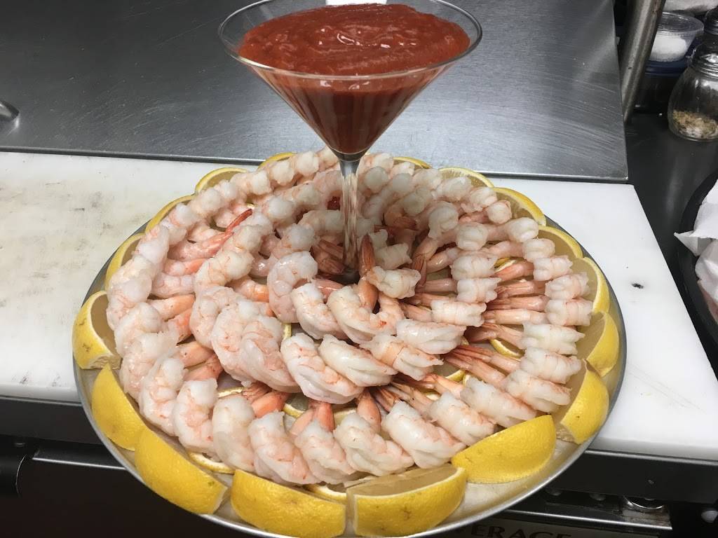 Cricket Club | restaurant | 36 W Michigan Ave, Battle Creek, MI 49017, USA | 2699632725 OR +1 269-963-2725