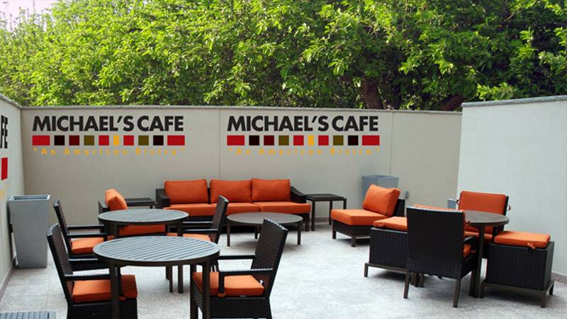 Michaels Café | restaurant | 27-05 39th Ave, Long Island City, NY 11101, USA | 3475363633 OR +1 347-536-3633