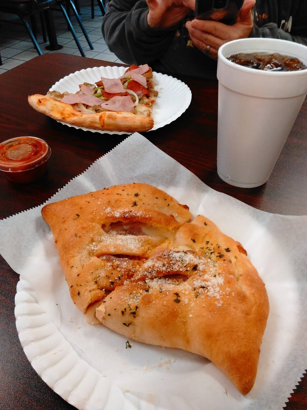 Milanos Pizza | restaurant | 16335 US-64, Somerville, TN 38068, USA | 9014661711 OR +1 901-466-1711