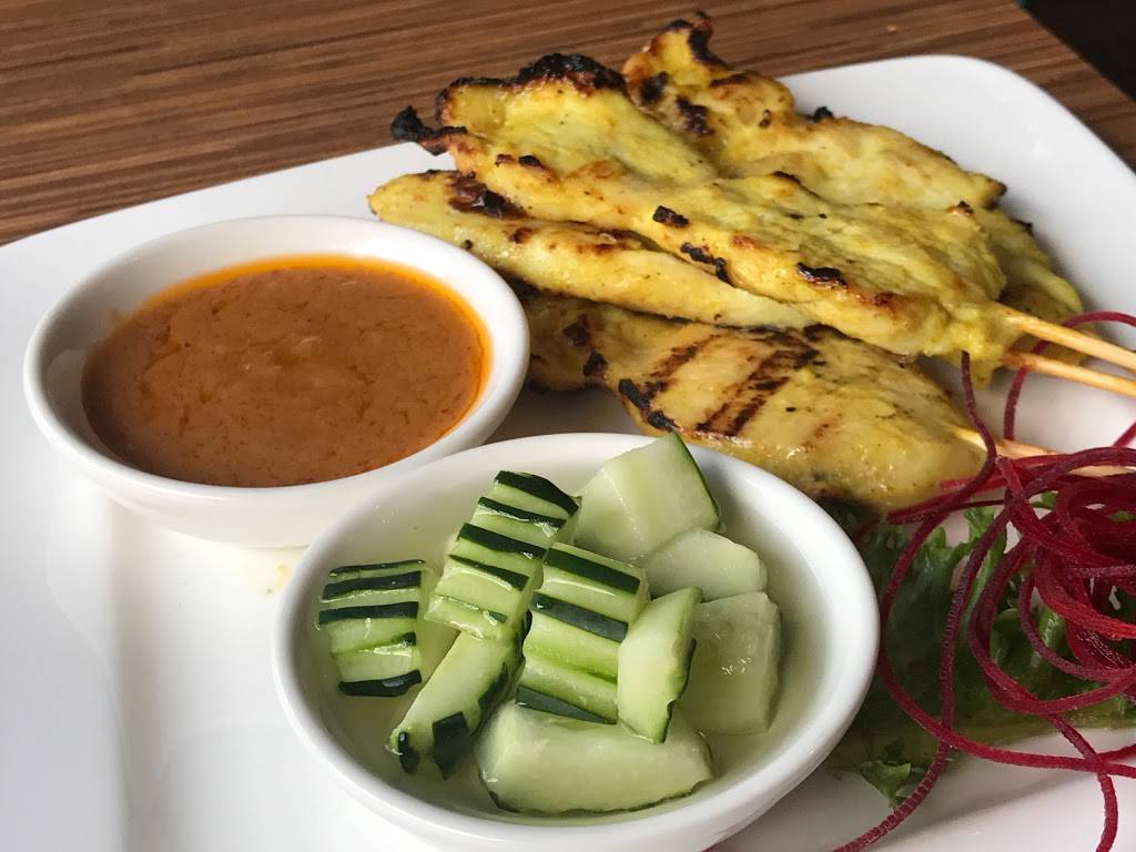 San Aroy Thai Kitchen | restaurant | 2906 23rd Ave, Queens, NY 11105, USA | 7185458203 OR +1 718-545-8203