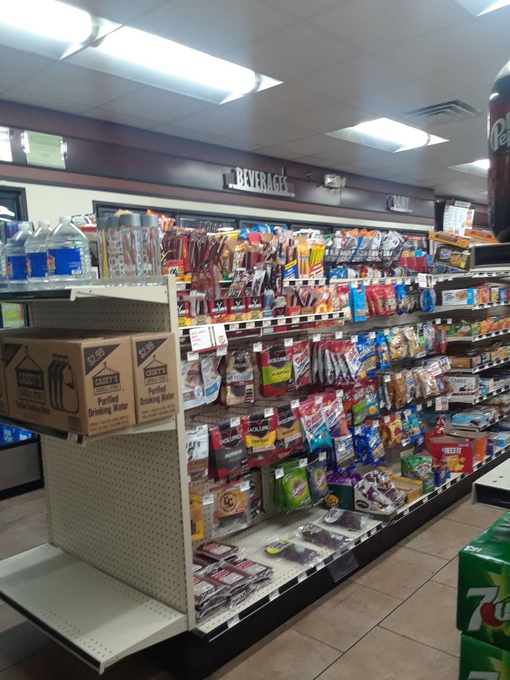 Caseys | meal takeaway | 102 N Oak St, Onarga, IL 60955, USA | 8152684928 OR +1 815-268-4928