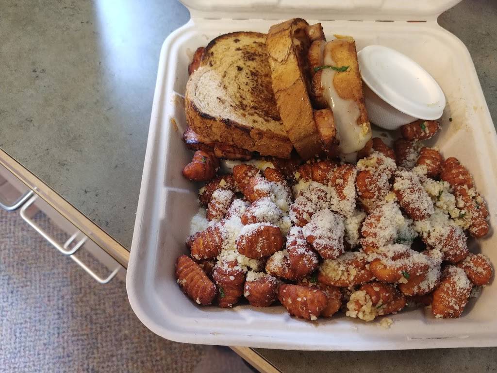 Bread and Circuses | restaurant | 4700 Ohio Ave S, Seattle, WA 98134, USA | 2067477041 OR +1 206-747-7041