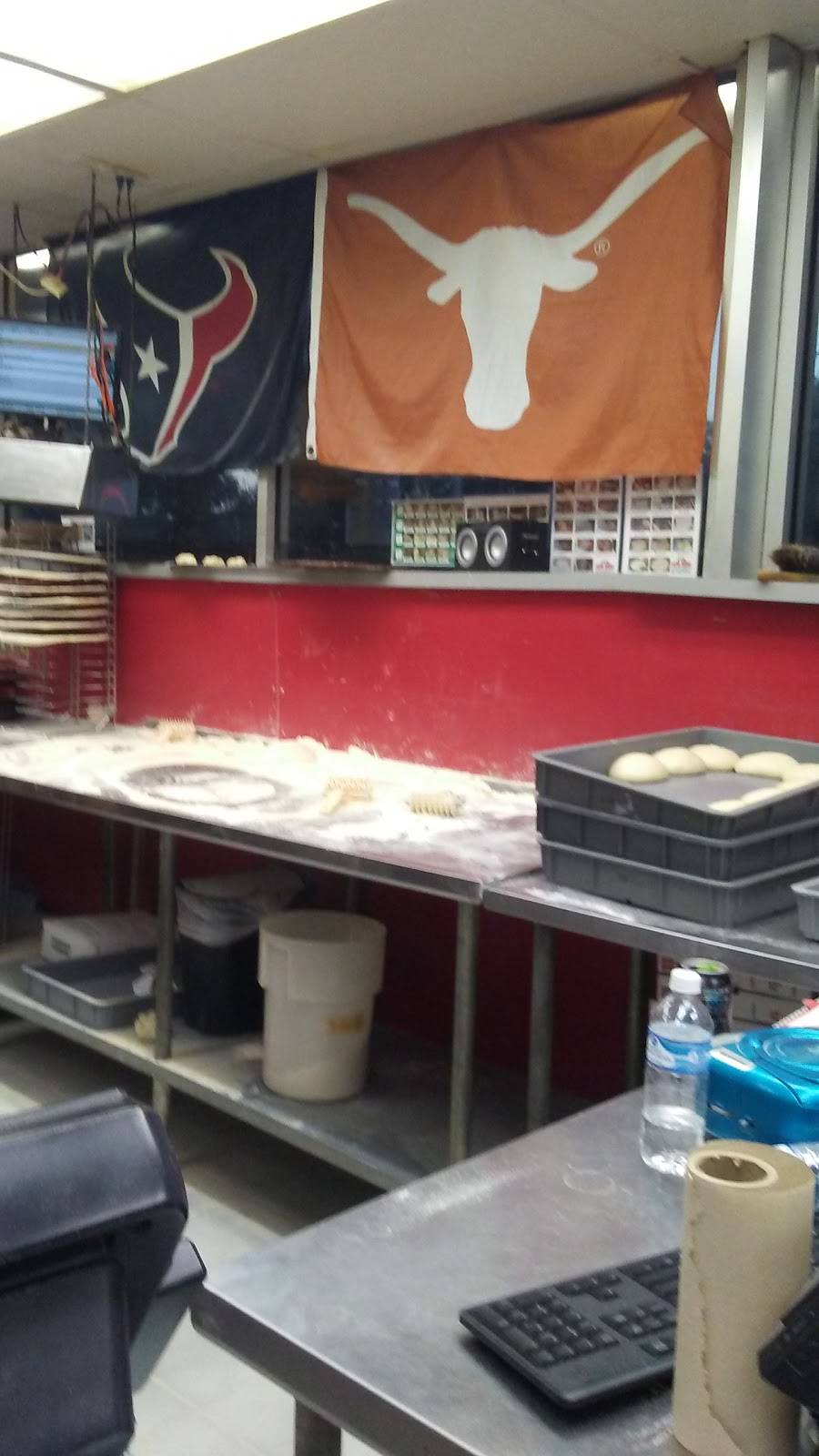 Papa Johns Pizza | restaurant | 1420 W 11th St, Houston, TX 77008, USA | 7138630099 OR +1 713-863-0099