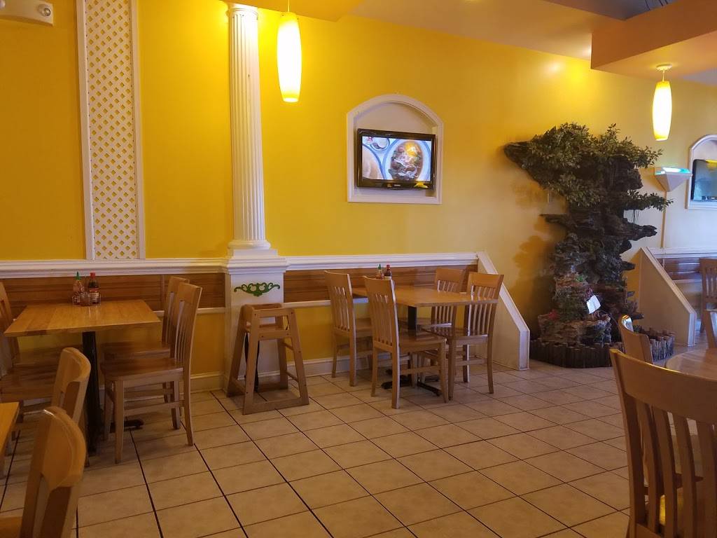 Pho Hot | restaurant | 7442 Little River Turnpike, Annandale, VA 22003, USA | 7033335955 OR +1 703-333-5955