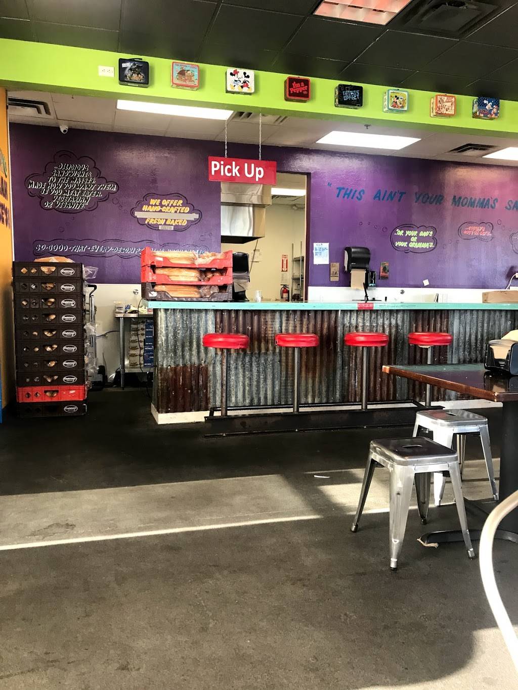 Ikes Love & Sandwiches | restaurant | 1942 E Southern Ave #101, Mesa, AZ 85204, USA | 4809771199 OR +1 480-977-1199