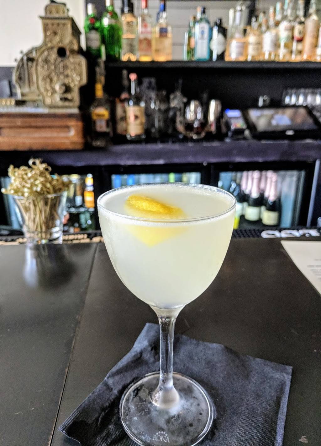 Heritage Restaurant & Bar | restaurant | 708 Clement St, San Francisco, CA 94118, USA | 4153862200 OR +1 415-386-2200