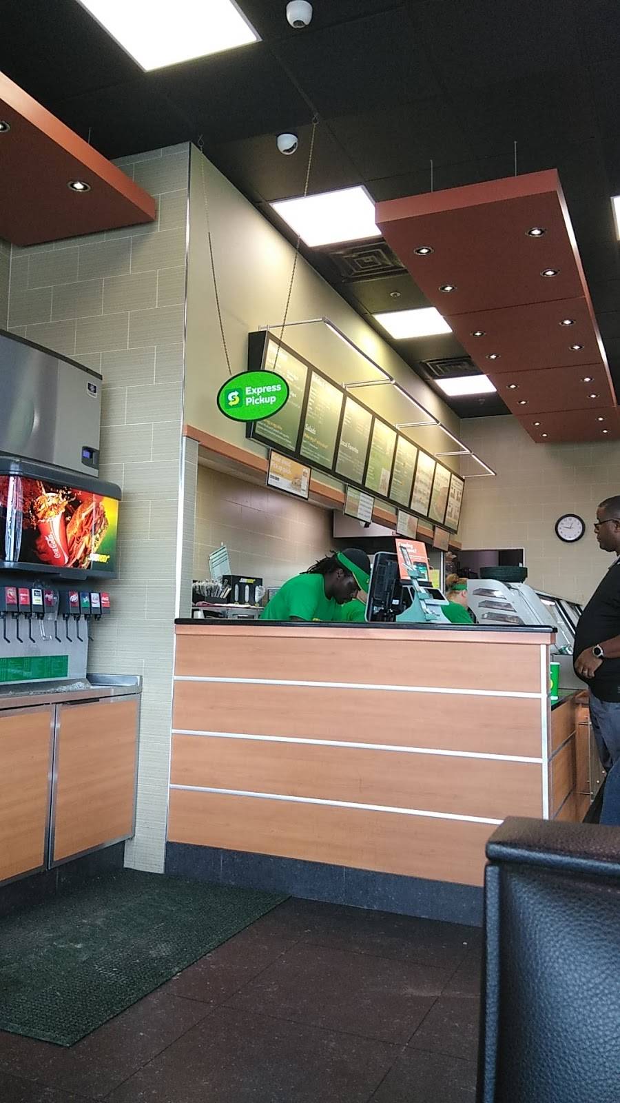 Subway | restaurant | 2304 Remi Dr, Melbourne, FL 32940, USA | 3216368312 OR +1 321-636-8312