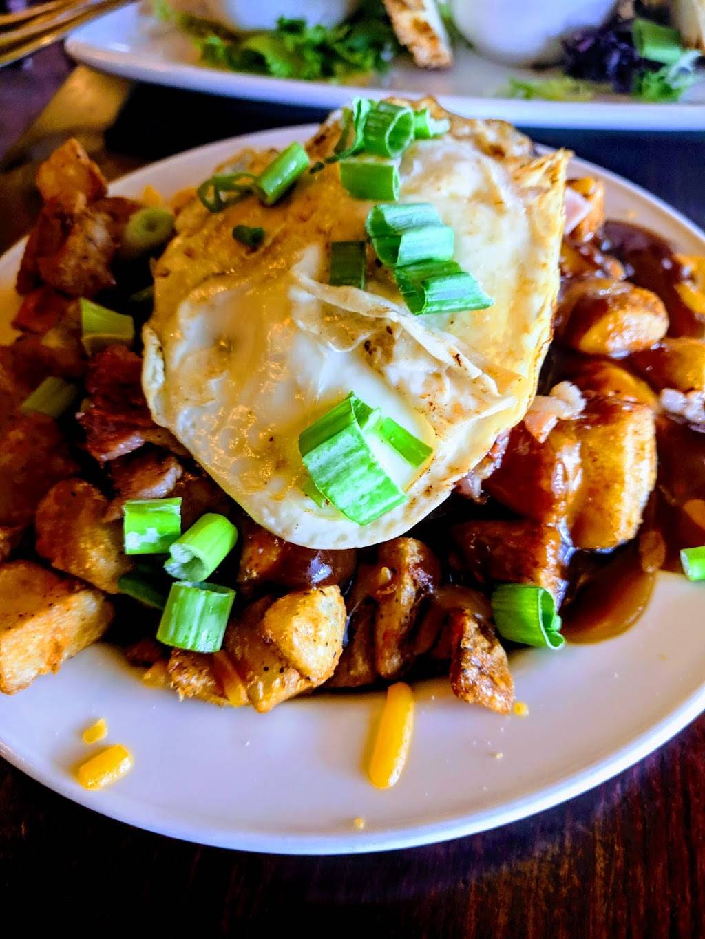 Doc Magilligans Restaurant & Irish Pub | restaurant | 6400 Lundy`s Lane, Niagara Falls, ON L2G 1T6, Canada | 9053740021 OR +1 905-374-0021