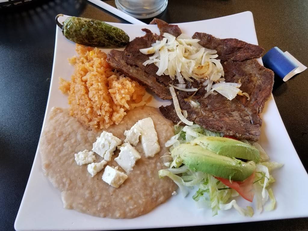 Tortas Y Tacos El Chino | restaurant | 796 Peoria St, Aurora, CO 80011, USA | 3033608765 OR +1 303-360-8765