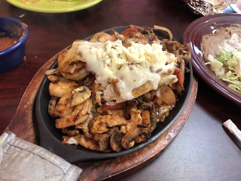 Lunazul Mexican Grille | restaurant | 10871 County Line Rd, Madison, AL 35758, USA | 2563252281 OR +1 256-325-2281