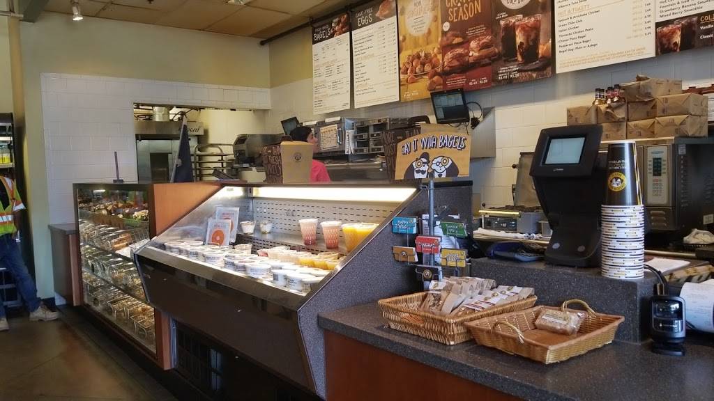 Einstein Bros. Bagels | cafe | 1443 Peterson Rd, Libertyville, IL 60048, USA | 8475499888 OR +1 847-549-9888