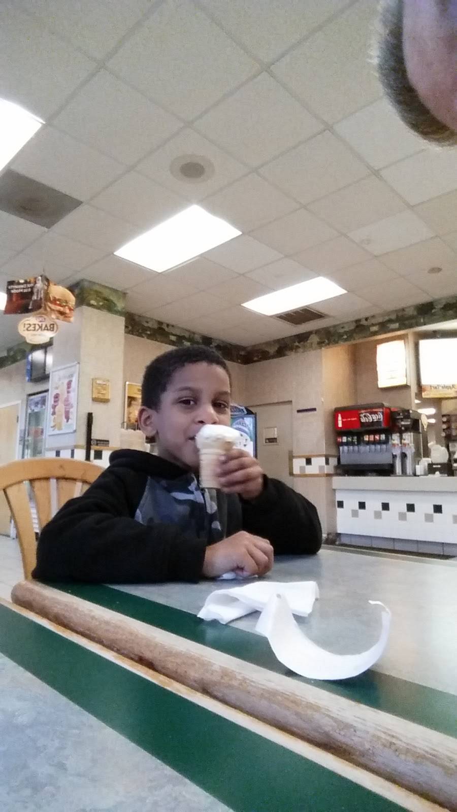 Dairy Queen | restaurant | 3275 New Market Rd, Richmond, VA 23231, USA | 8047954957 OR +1 804-795-4957