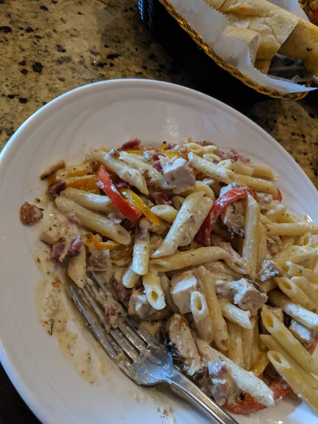 Moustos Pasta and Grill | restaurant | 1305 E Wood St, Paris, TN 38242, USA | 7314079155 OR +1 731-407-9155