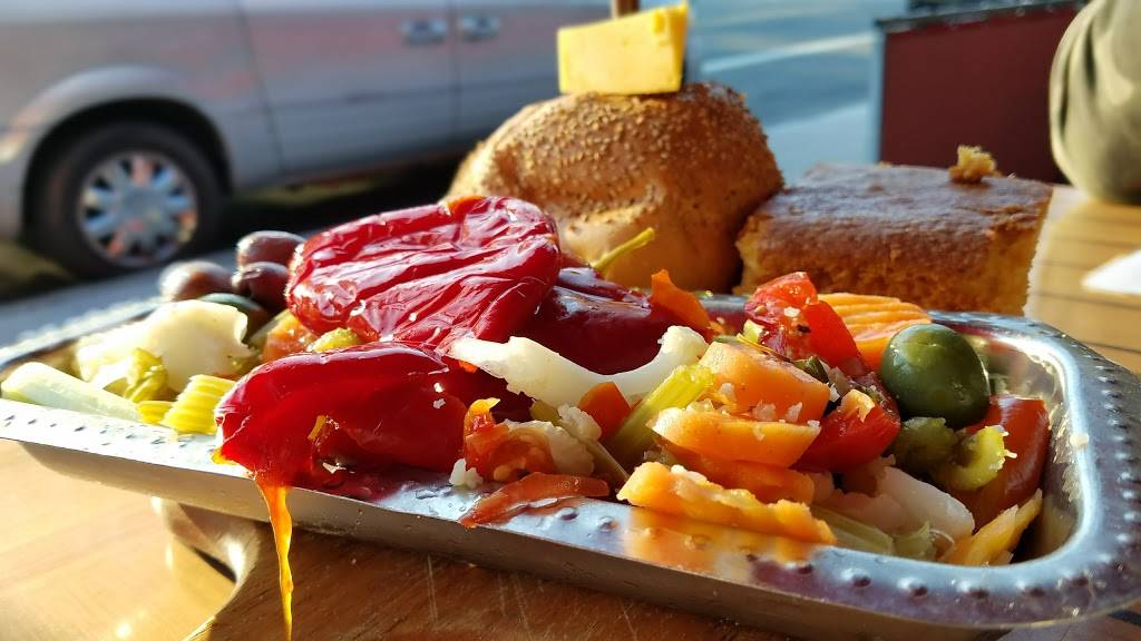 Sammys Shrimp Box | restaurant | 64 City Island Ave, Bronx, NY 10464, USA | 7188853200 OR +1 718-885-3200