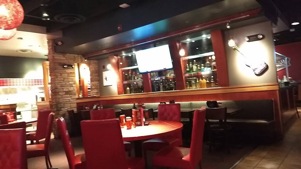 Red Robin Gourmet Burgers and Brews | restaurant | Route 9, 2511 South Rd, Poughkeepsie, NY 12601, USA | 8454633610 OR +1 845-463-3610