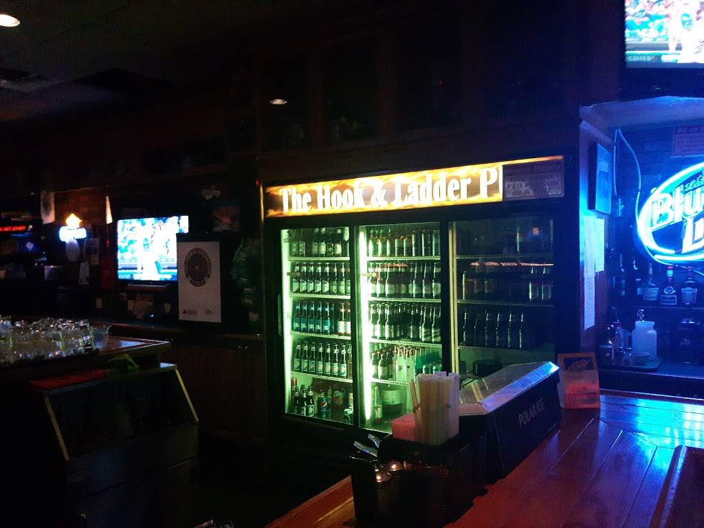 Slices n Squares | meal delivery | 5300 Walker Rd, Windsor, ON N9A 6J3, Canada | 5199779111 OR +1 519-977-9111