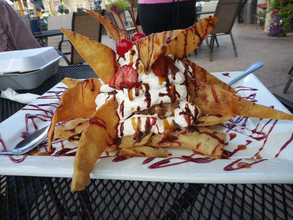 Vannellis by The Lake | restaurant | 55 Lake St S, Forest Lake, MN 55025, USA | 6513952400 OR +1 651-395-2400