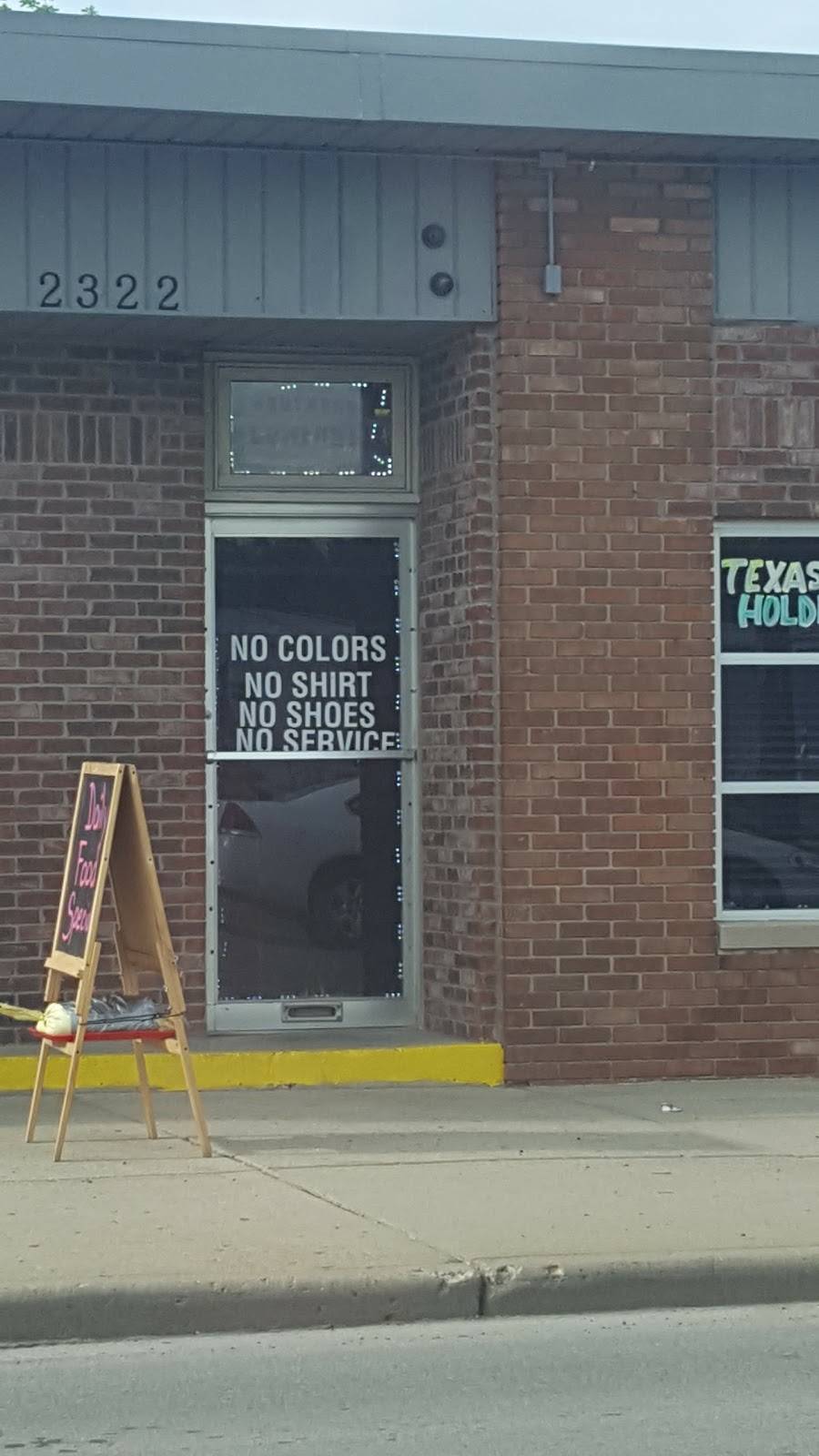 Verns Place | restaurant | 2322 E Washington St, Indianapolis, IN 46201, USA | 3176388376 OR +1 317-638-8376