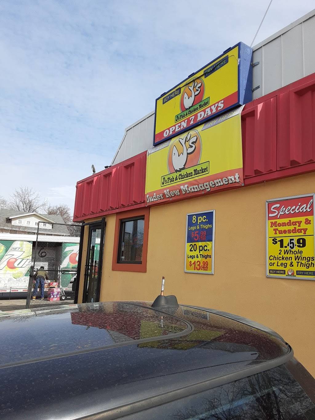 JS Fish And Chicken | restaurant | 2831 Prospect Ave, Kansas City, MO 64128, USA | 8169231090 OR +1 816-923-1090